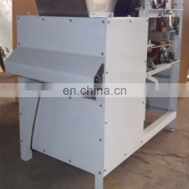 Automatic peeling machine for wet peanut peanut peeling machine manual