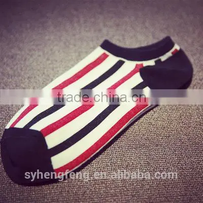 2015 hot style wholesale fashion man socks stripe socks