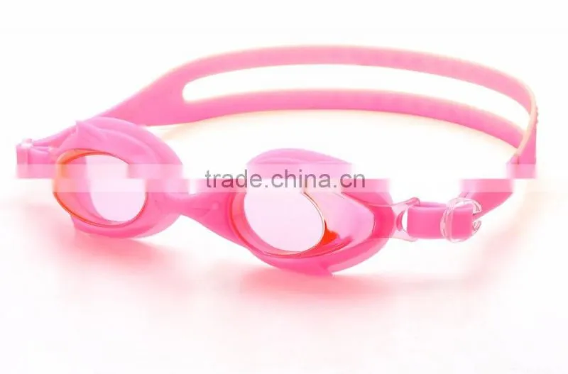 Baby Shark Design Junior/Kid/Children Comfortable Swimming Goggles