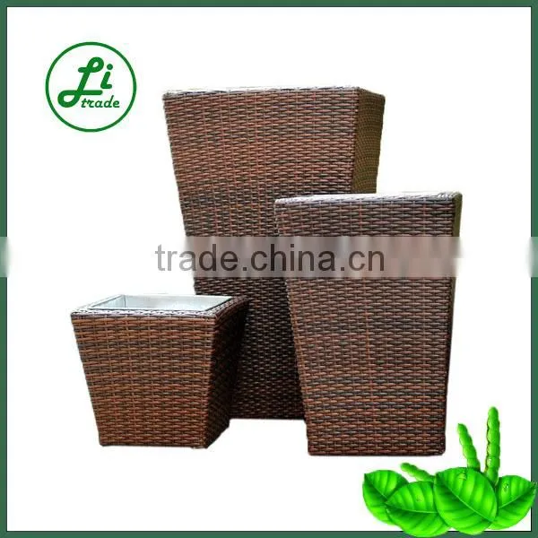 Plastic rattan handmade vertical garden planter