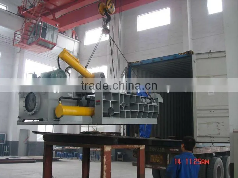 Scrap metal baler