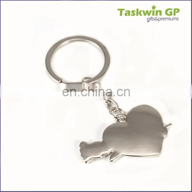 newest custom design zinc alloy making Rhinestones metal keychain in luxury style