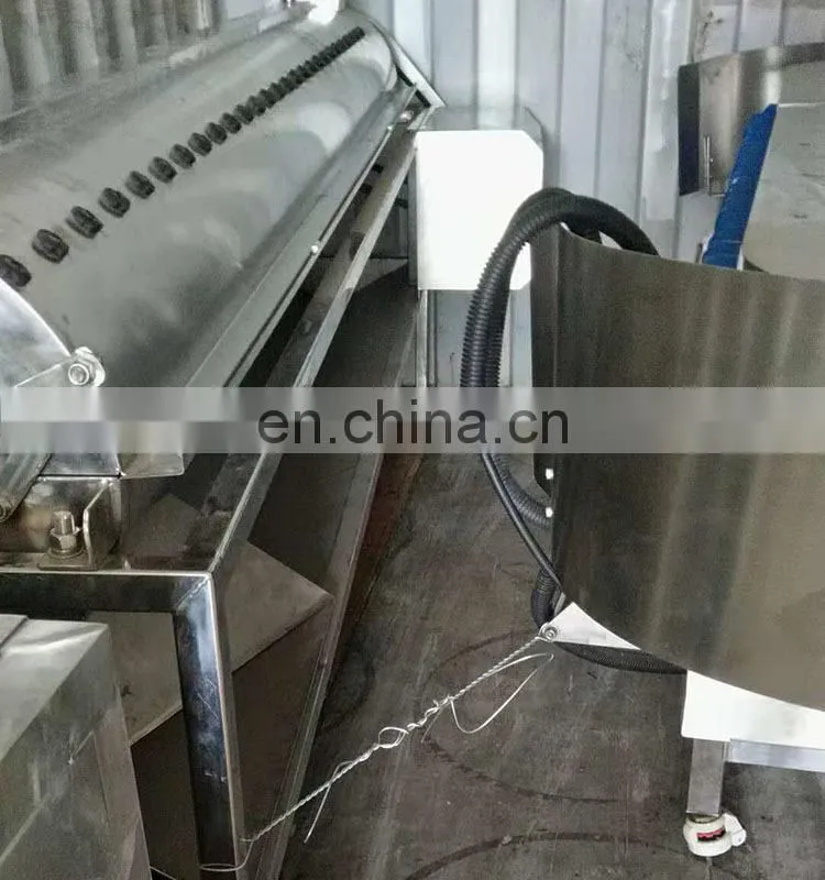 Big Capacity Automatic Chicken feet yellow skin peeling machine price