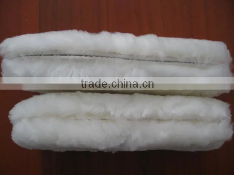 Respirable sheep wool insoles for winter boots
