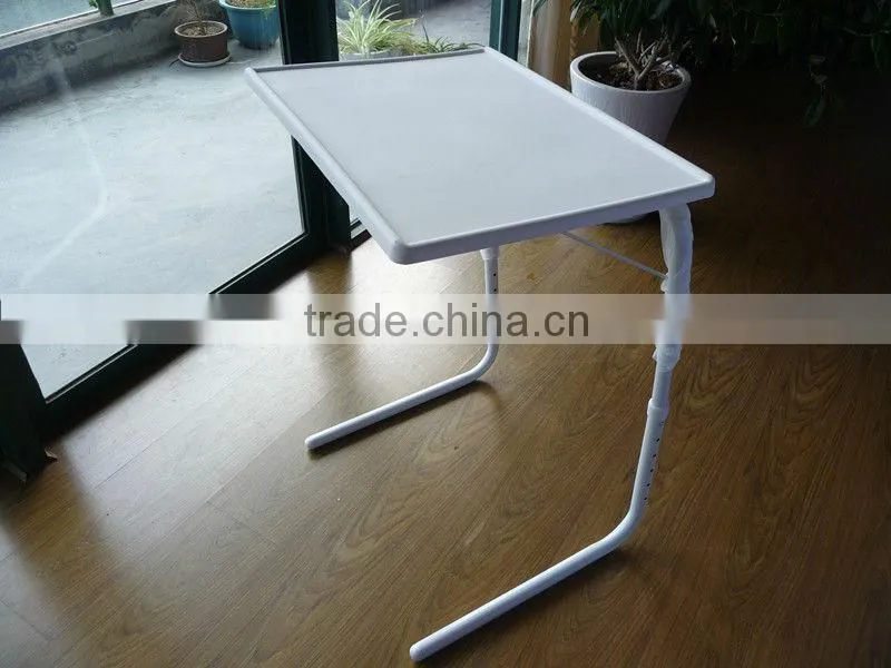 Very useful and popular plastic portable table mate