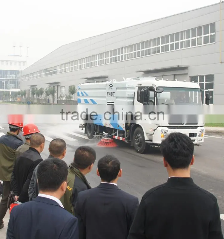 YUTONG Euro Four Emissions Plain Coloured Green Big Energy-efficient Road Washer Trucks
