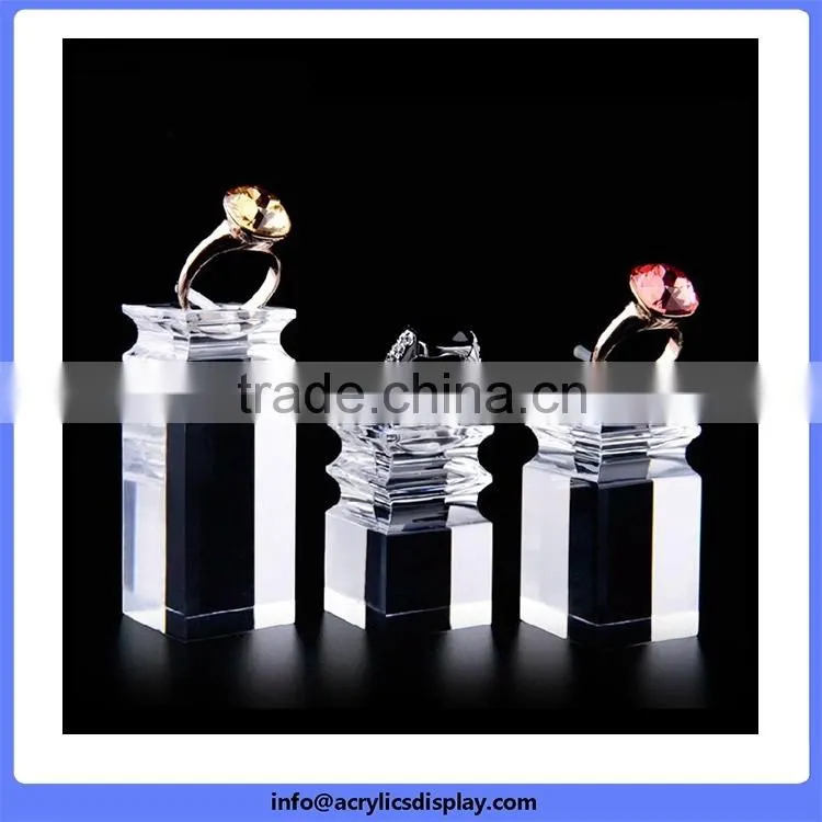 Latest Fashion high grade creative acrylic jewelry displays