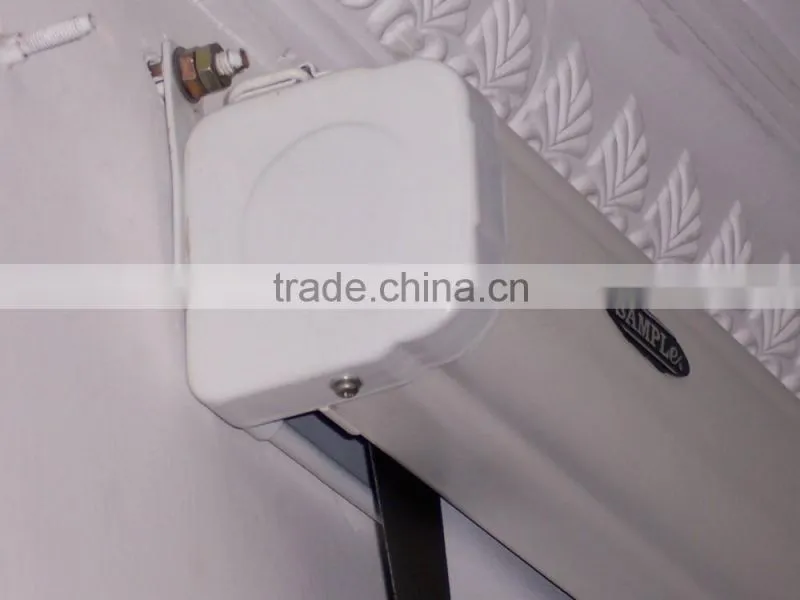 Scraping white plastic Manual screen wall mount touch projection screen