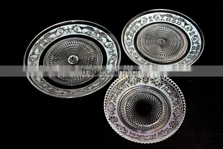 green glass dinner plates with flower design