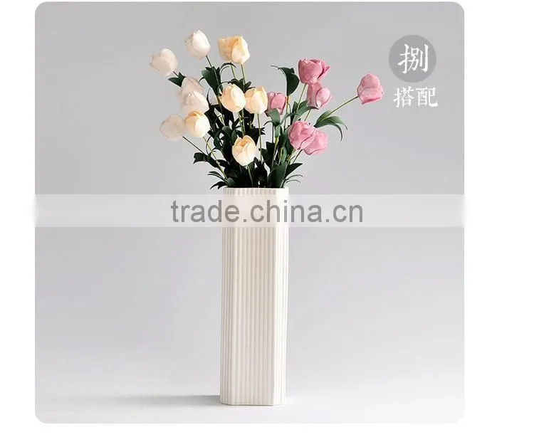 Wholesale home decoration stripe white ceramic flower vase