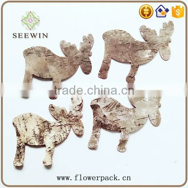 Small deer natural flower wood bark engraving