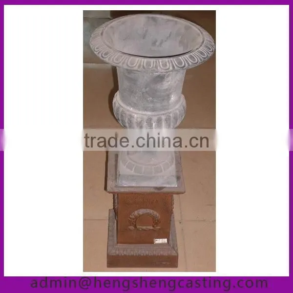 garden cast iron antique brass urn