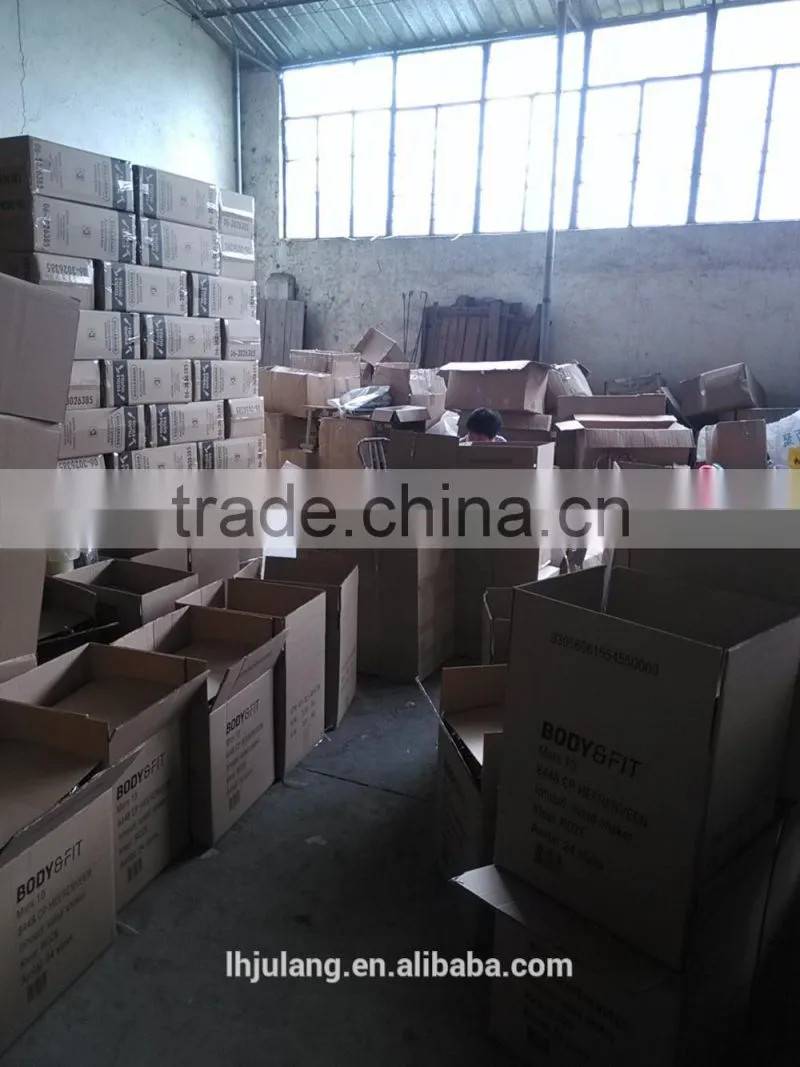 Wholesale Plastic salt spreader/Useful Plastic Salt canister