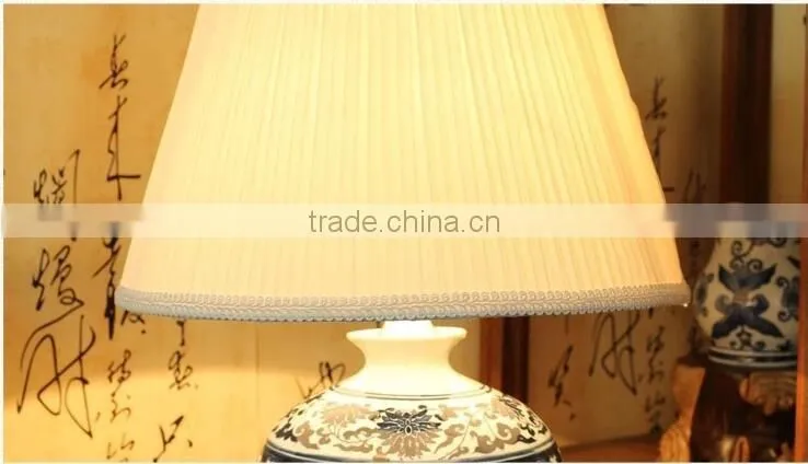 Factory prices blue and white chinese ceramic table lamps with 3C certification