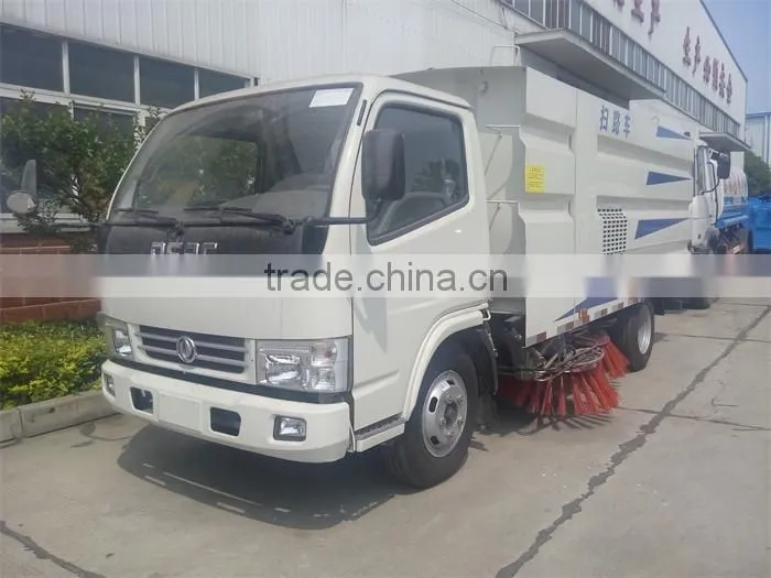 New shape road sweeper truck with snow scraper