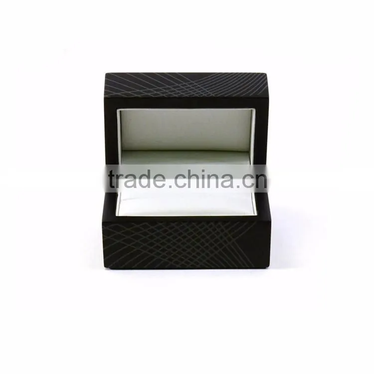 Wholesale glossy black wood jewellery ring boxes