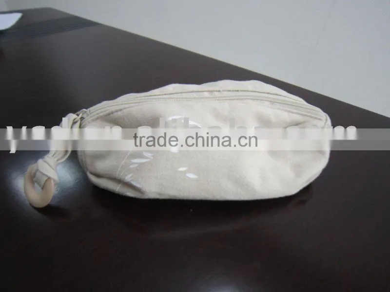 new white the latest Cosmetic bag