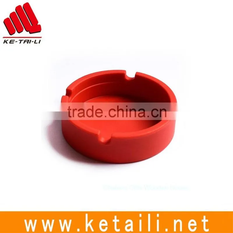 Made in China Silicone Rubber Round Gift Smoke Absorbing Smoking Accessories Ashtray Factory