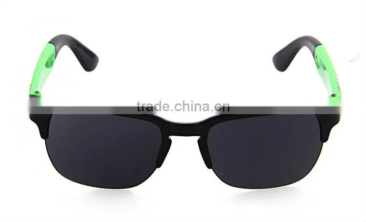 2013 assorted colored sunglasses