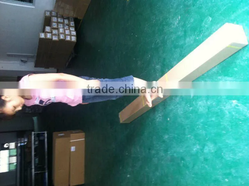 72" 4:3 Wall Hanging Manual Projection Screen
