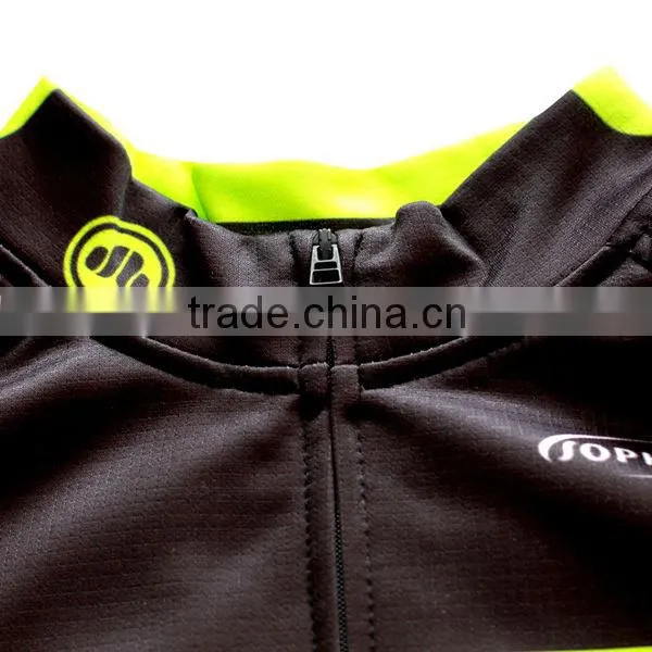 full sleeve Soft shell solid cutting Cycle friendly cut high visibility light weight men cycling
