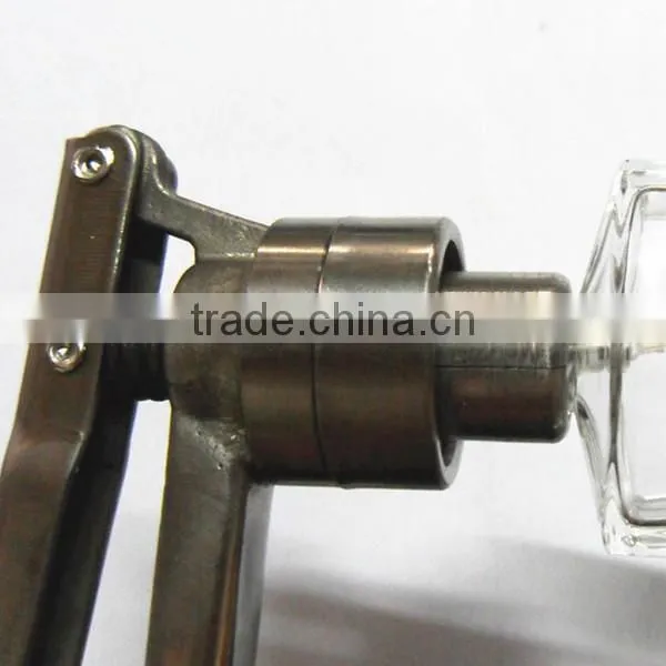 Manual perfume spray crimping tool