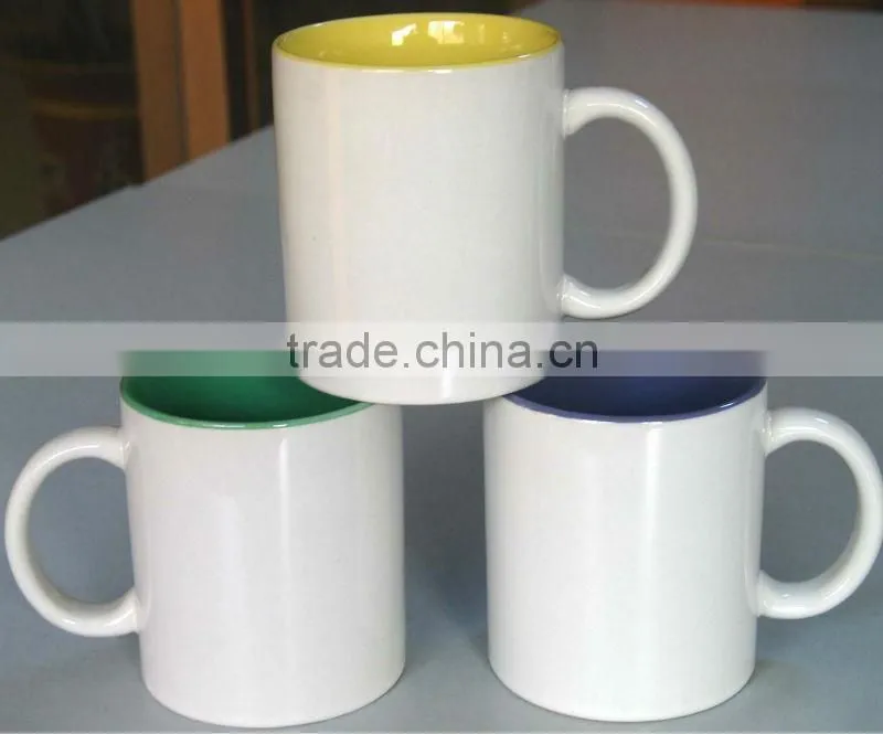 Red color ceramic mug with handle