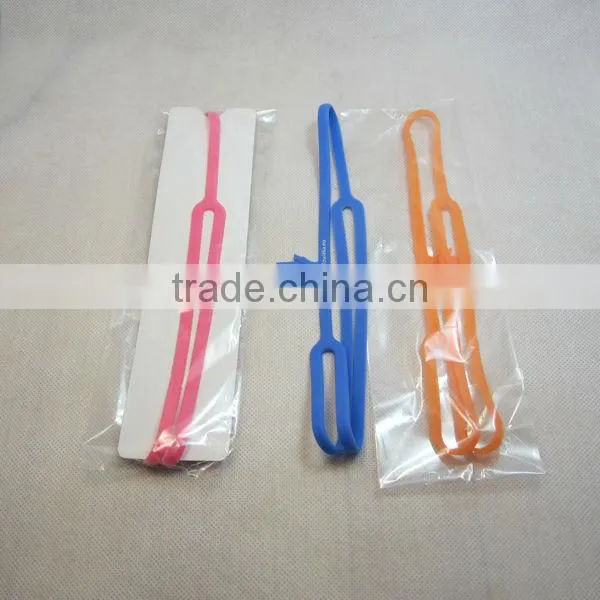 silicone made beautiful 3d pointing finger bookmark