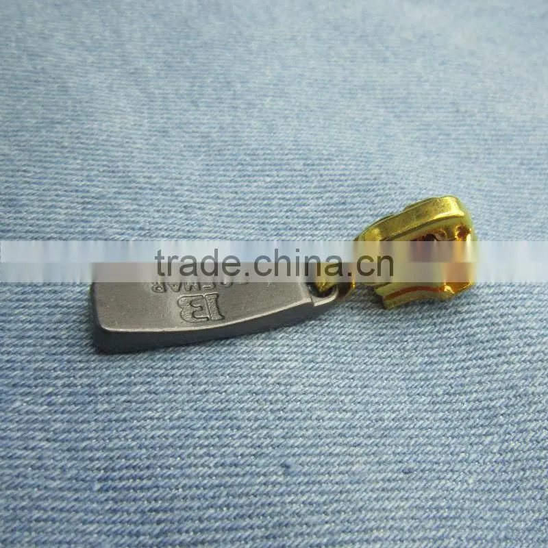 zipper pulls custom