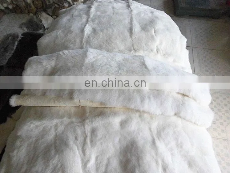 Thick and soft raw or dyed color real rabbit fur blanket