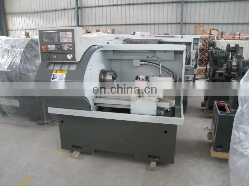 cnc lathe 6132 economic new horizontal type