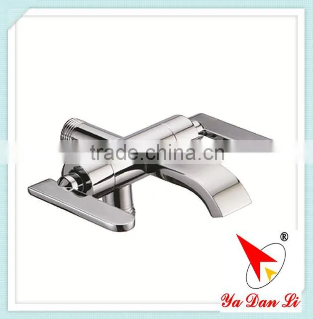 Dual handle in wall brass garden tap S024