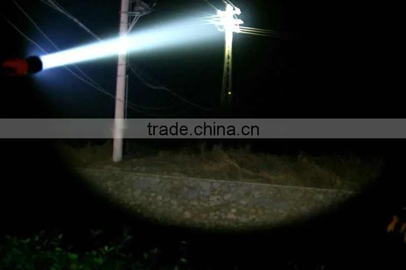 X6-T6 using XML -T6 LED strong light flashlight with 2x18650