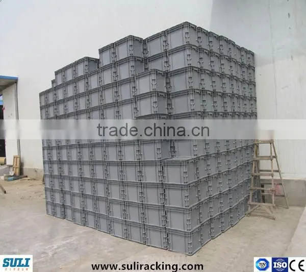 Plastic moving boxes for sale