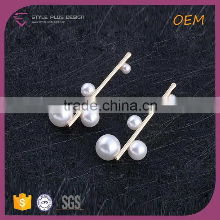 E78053K01 STYLE PLUS shiny gold plate collection pearl designs stud earrings for ladies from Forever 21 series