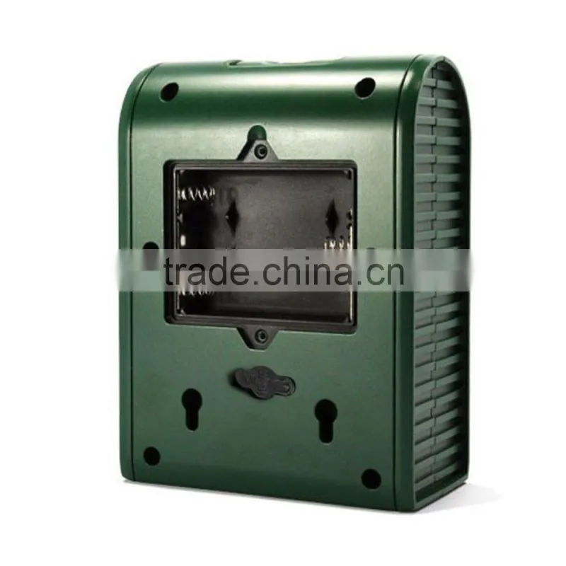 X-pest Signstek Solar Powered Wild Animal Repeller PIR Motion Activated Dogs Cats Deterrent