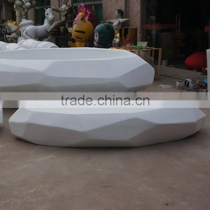 Giant garden white outdoor chair