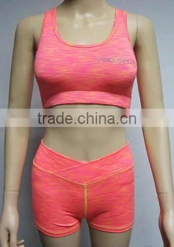 Latest Seamless Sexy Under Wear Ladies Active Bra Yoga Wear Sports Bra Set