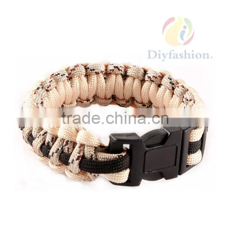 2017 Hot selling Fashion Survival Paracord Weaves With Adjustable PC-6008-3