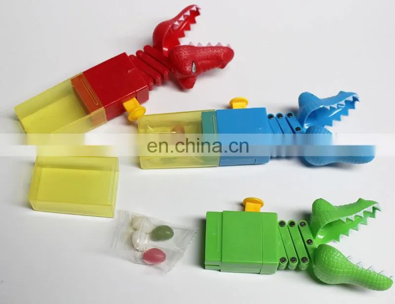 Wholesale colorful plastic crocodile grabber toy candy