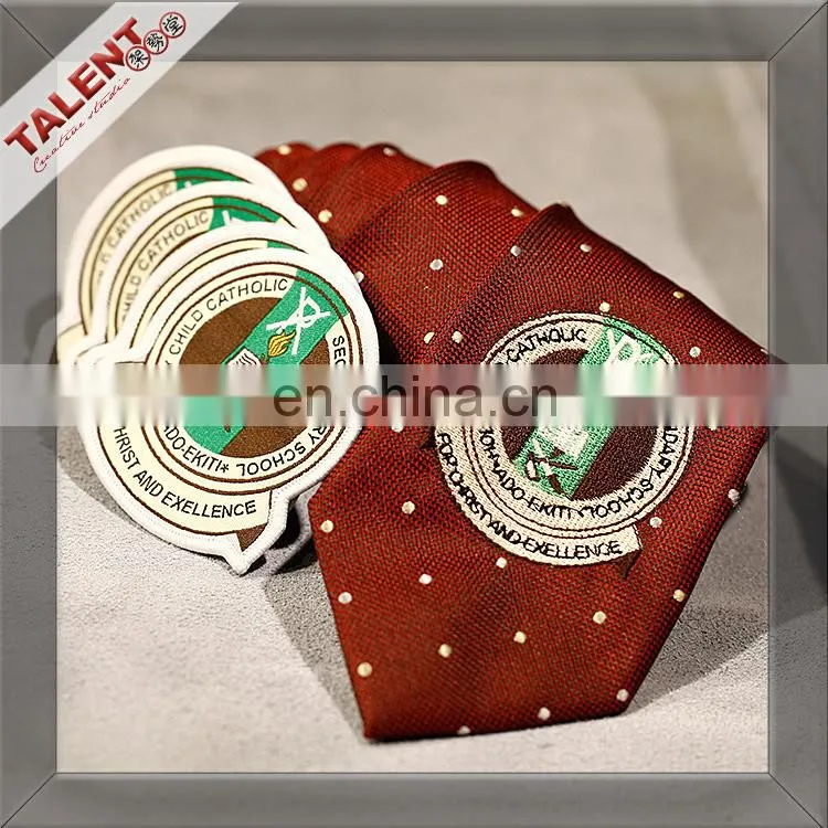 Promotional customized royal uniform badge prize honor with best service and low price