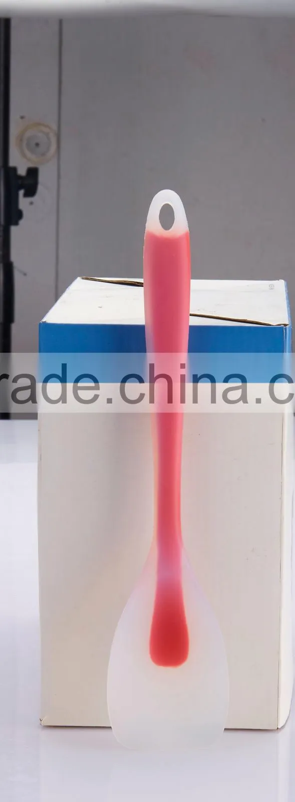 Silicone with nylon inside, BPA FREE, Heat Resistance, Non-toxic,Light spaghetti server,Kithench Utensils