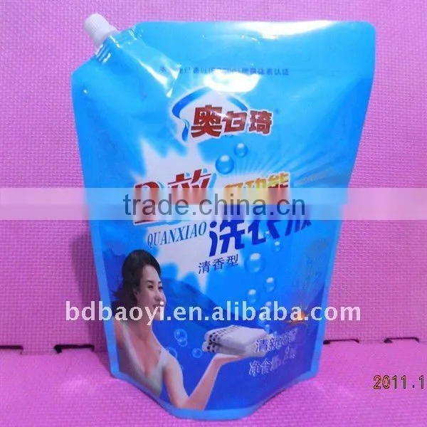 Spout packaging bags for laundry detergent