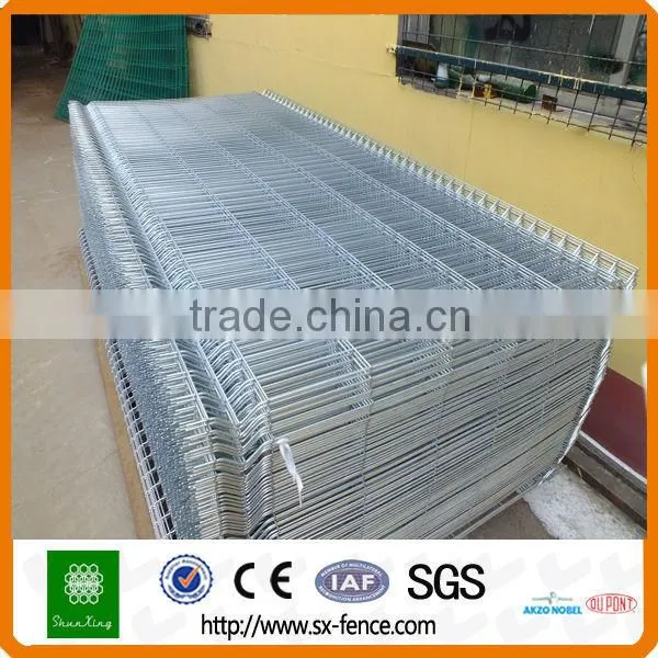 China manufacturer curvy steel metal fence