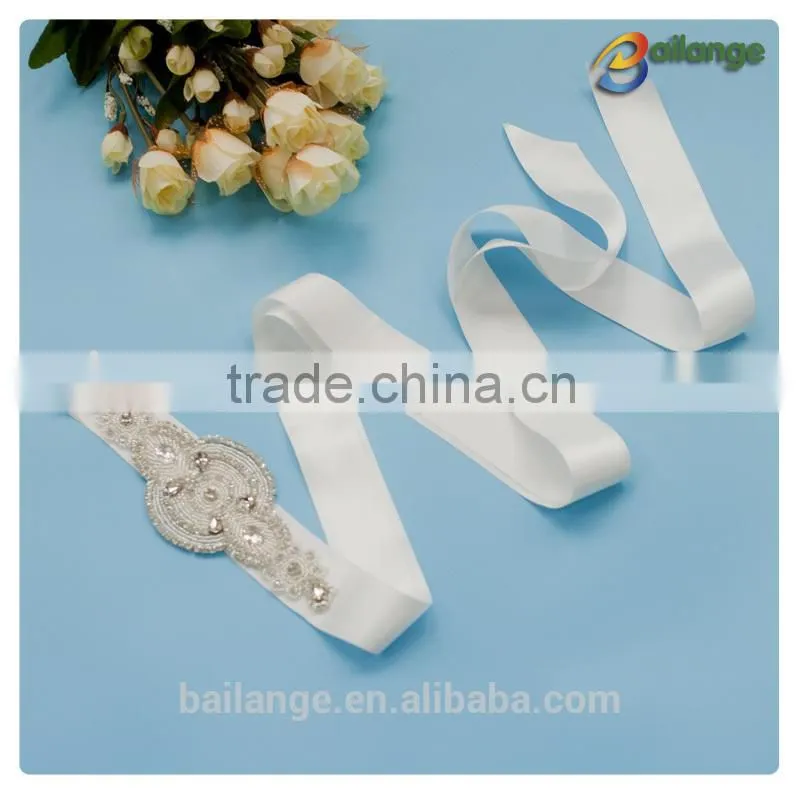 China wholesale new fashion wholesale bridal pearl bead rhinestone triming for bridal dress