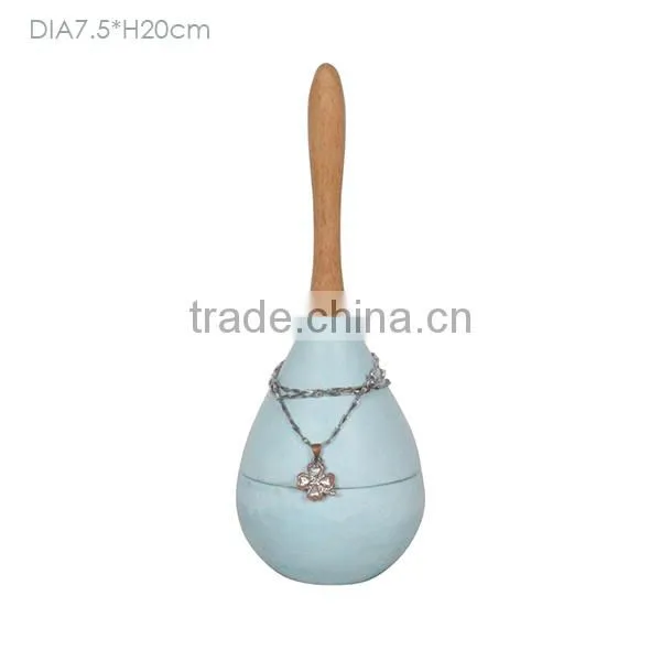 Eco-friendly horse head marble like concrete store Jewelry Display Pendant Rack holder for shopping mall