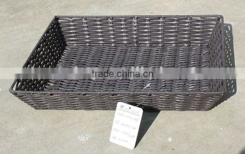 Customized plastic hamper with handle