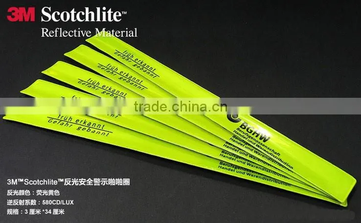 Reflective Snap Action Bracelet For Sports