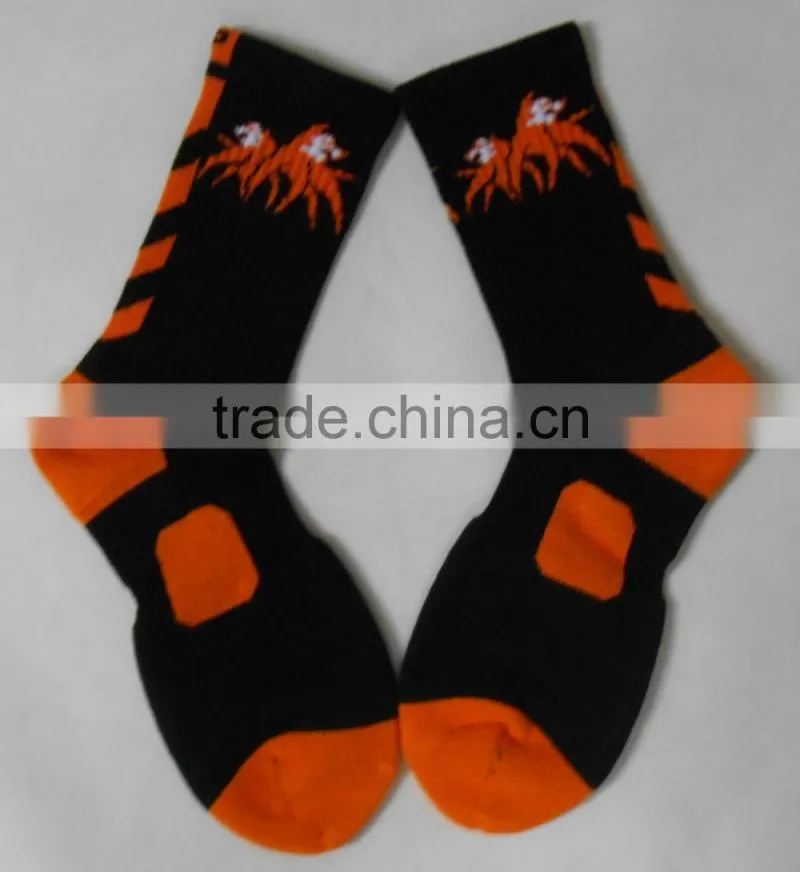 Custom Wholesale Athletic Elite Basketball /Football Socks