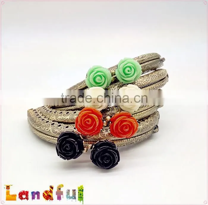 8.5cm Rose Flower Antique Bronze Embossed Sewing Handbag Kiss Lock Frame